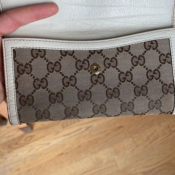 Gucci woman’s canvas and cream leather wallet - Picture 16 of 16